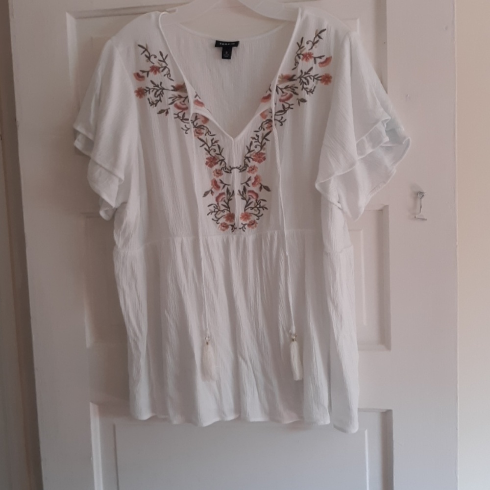 Torrid boho floral white top size 3